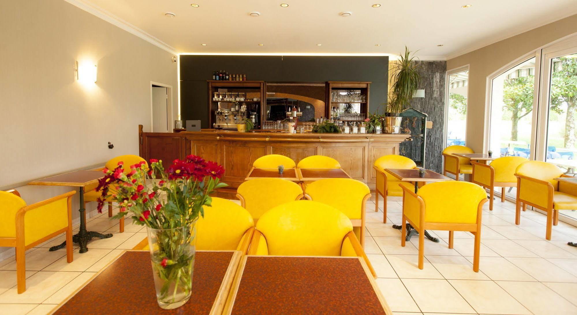 Alysson Hotel Олорон-Сент-Мари Экстерьер фото